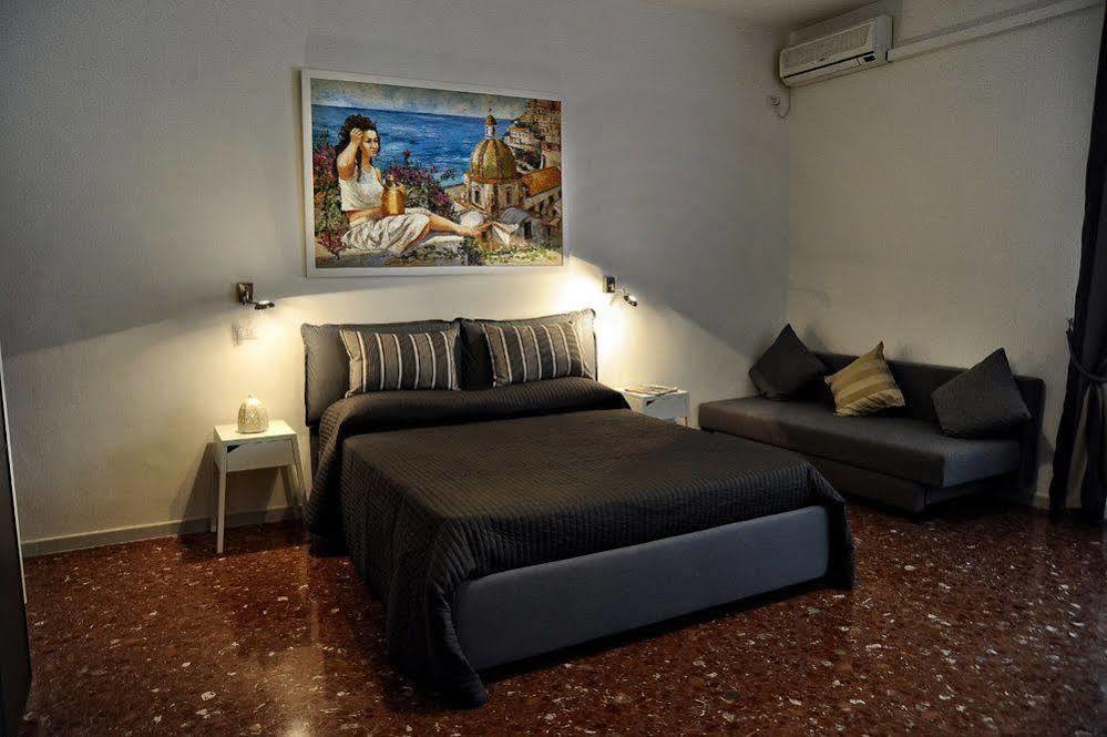 Casa Castagna Bed & Breakfast Salerno Bagian luar foto